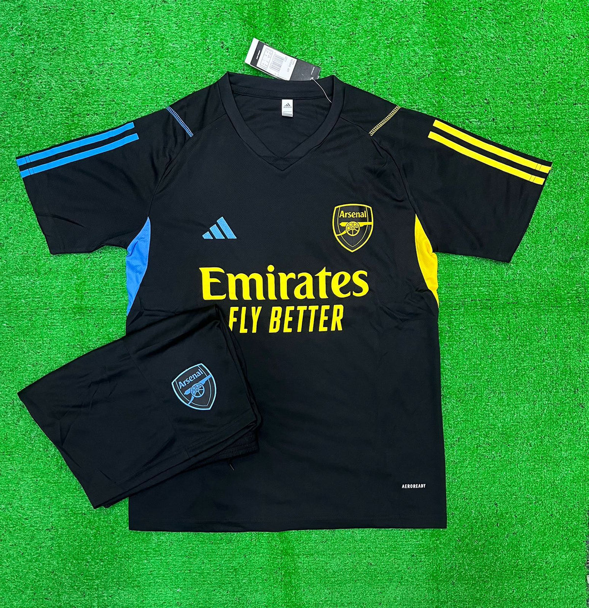 Arsenal Black & Yellow Training Jersey Set