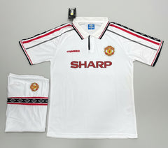 Manchester United retro jersey with shorts