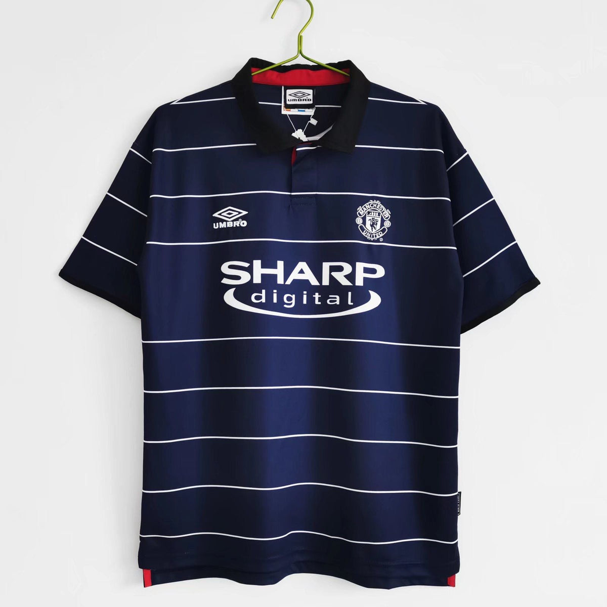 Manchester United 1999/00 Away Retro Jersey