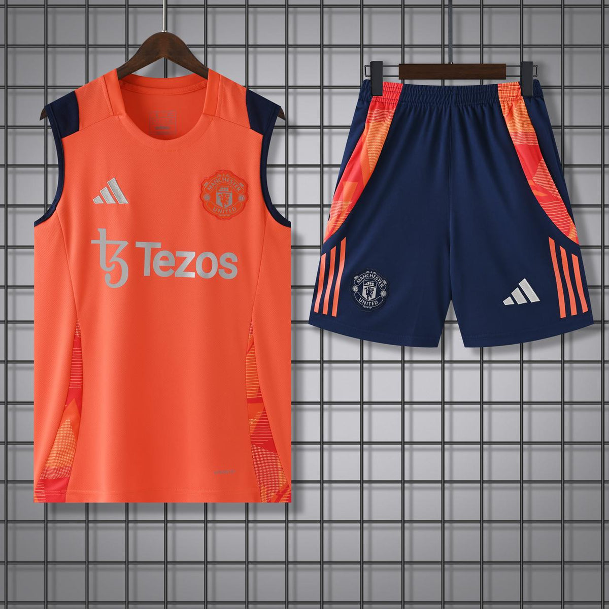 Manchester United Orange Sleeveless Jersey With Shorts 2025