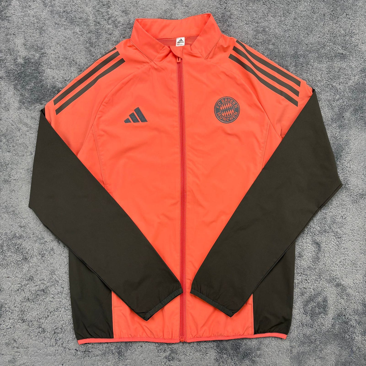 Bayern Munich Orange Windbreaker 25 26 Season