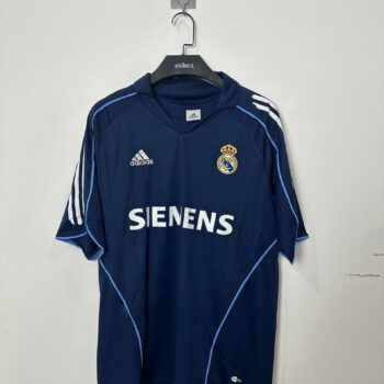 Real Madrid 2005/06 Away Retro Football Jersey
